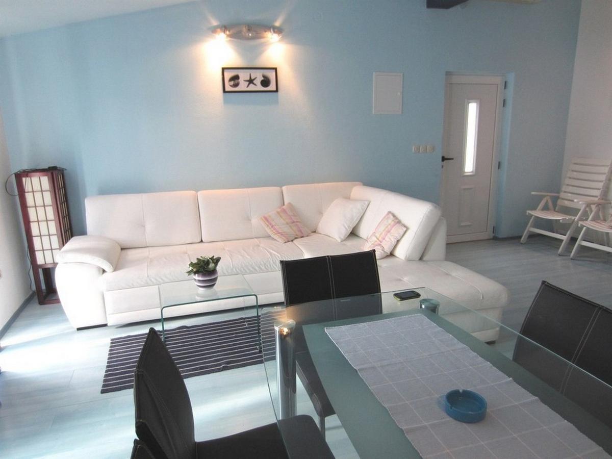 Apartments Zdenka Donji Okrug  Екстер'єр фото