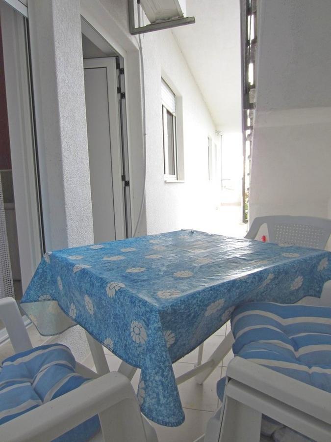 Apartments Zdenka Donji Okrug  Екстер'єр фото
