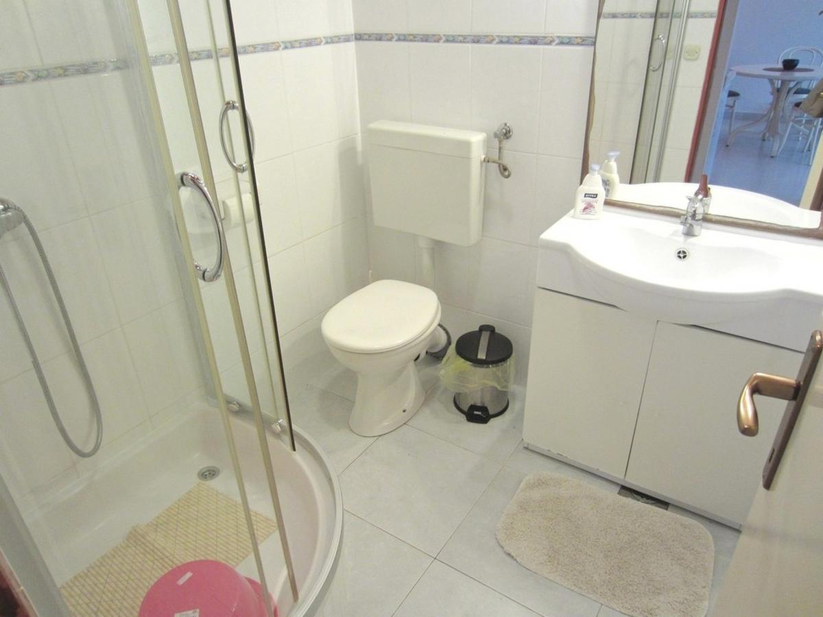 Apartments Zdenka Donji Okrug  Екстер'єр фото